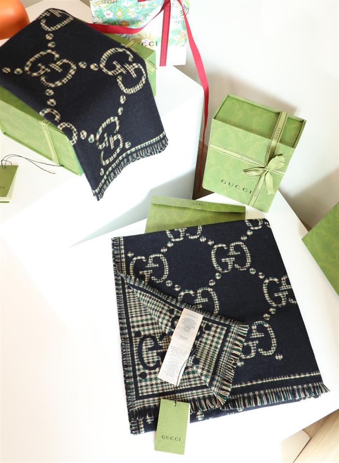 2026116111638990 380